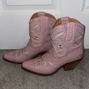 Dingo Cowboy Boots